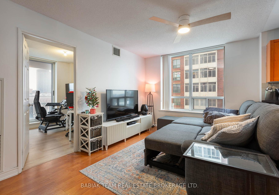 1369-bloor-street-w-toronto-ontario-c12780366