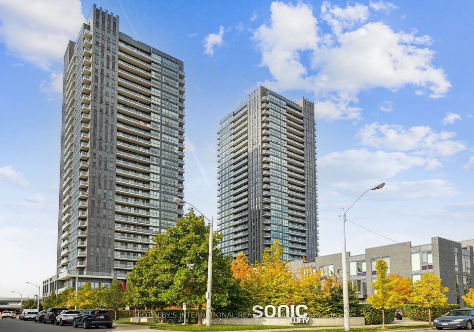 6-sonic-way-n-east-york-ontario-c12780450