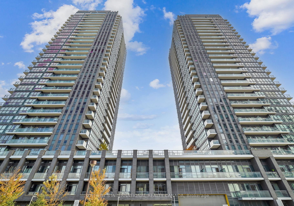 6-sonic-way-n-east-york-ontario-c12780450