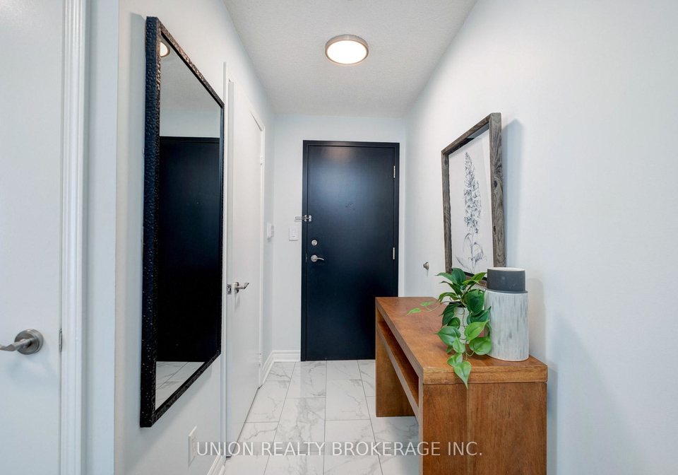 410-queens-quay-w-toronto-ontario-c12780792