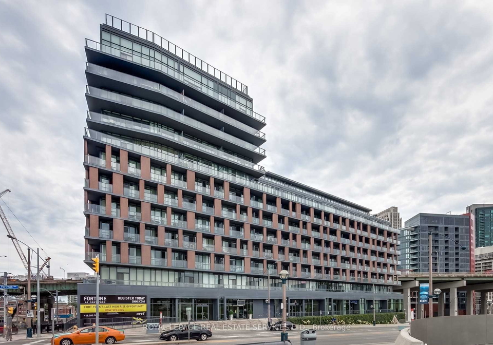 169-fort-york-boulevard-toronto-ontario-c12781098