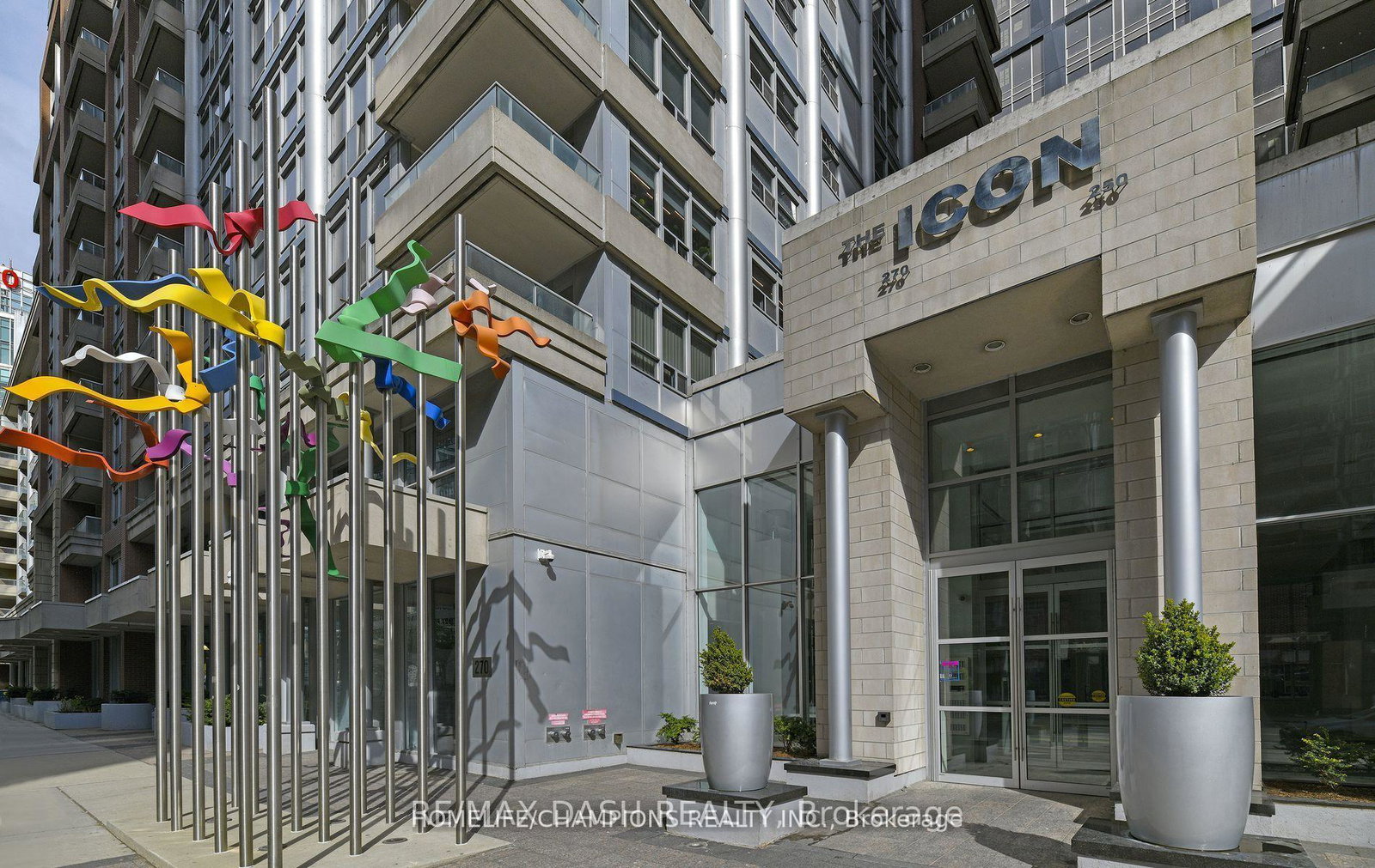 270-wellington-street-w-toronto-ontario-c12781176