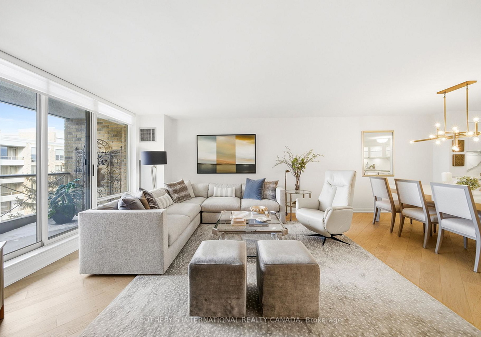 215-the-donway-way-w-north-york-ontario-c12781440
