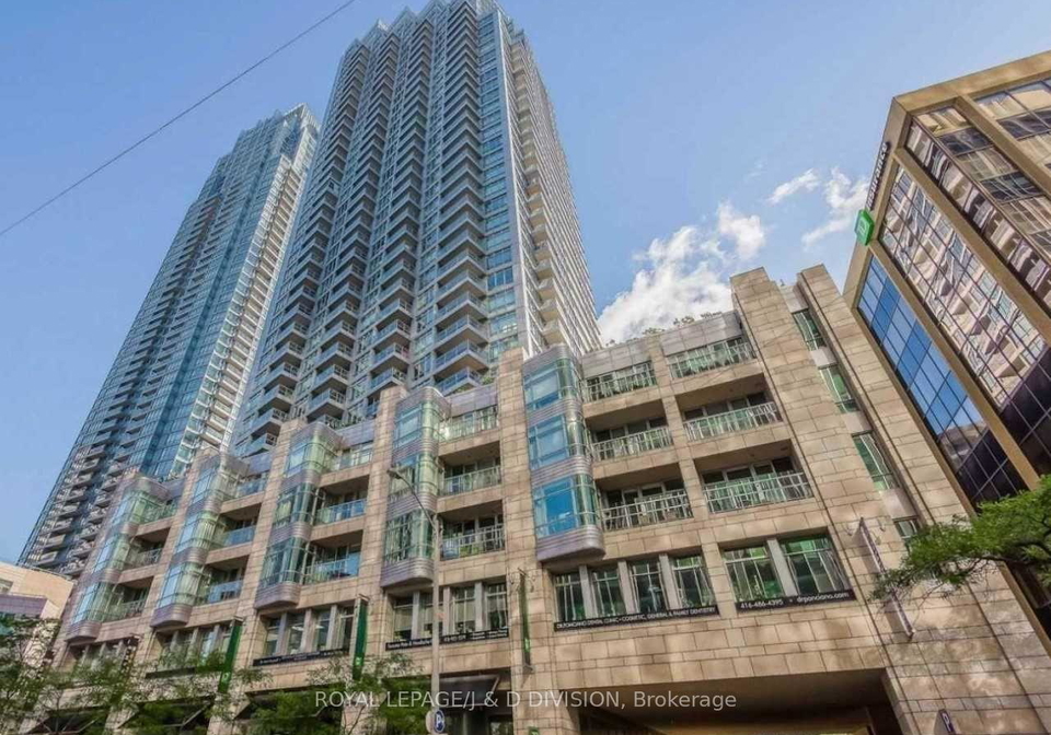 2181-yonge-street-toronto-ontario-c12781472