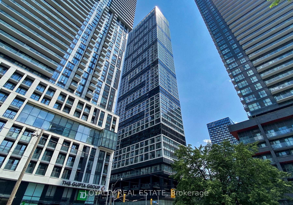 181-dundas-street-e-toronto-ontario-c12781692