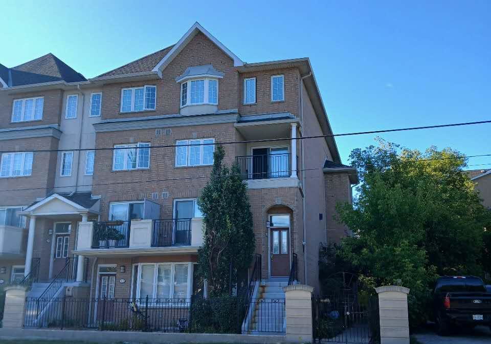 312-grandview-way-47-master-bedroom-north-york-ontario-c12781838