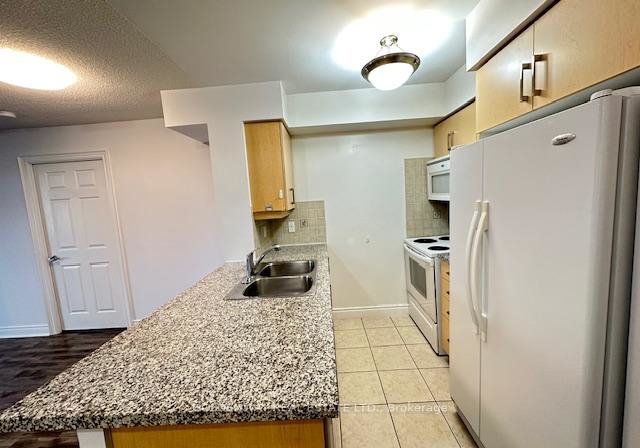 15-greenview-avenue-toronto-ontario-c12781942