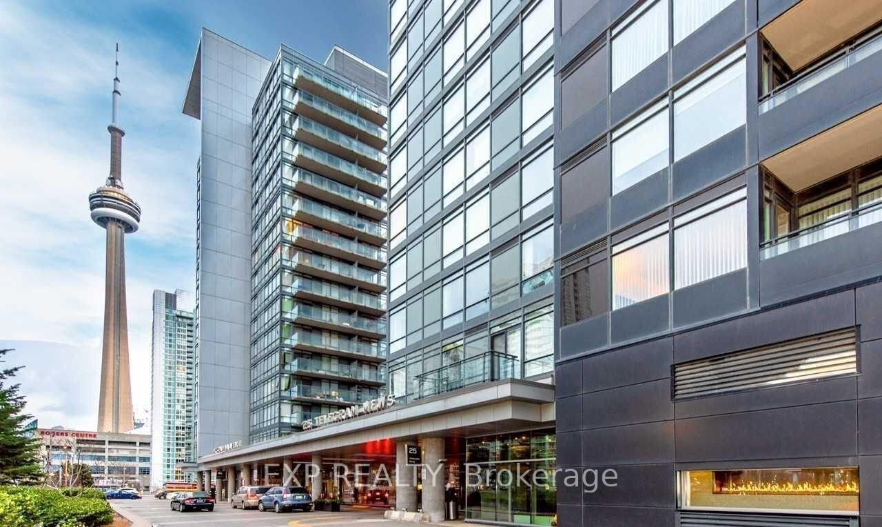 25-telegram-mews-toronto-ontario-c12782052