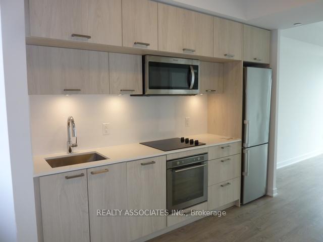 50-mccaul-street-toronto-ontario-c12782096