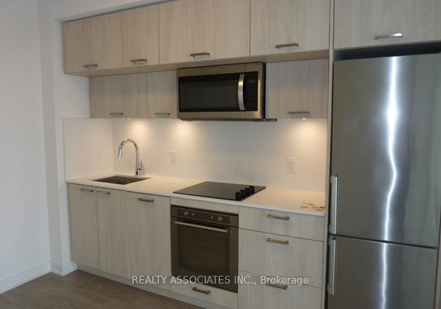50-mccaul-street-toronto-ontario-c12782096