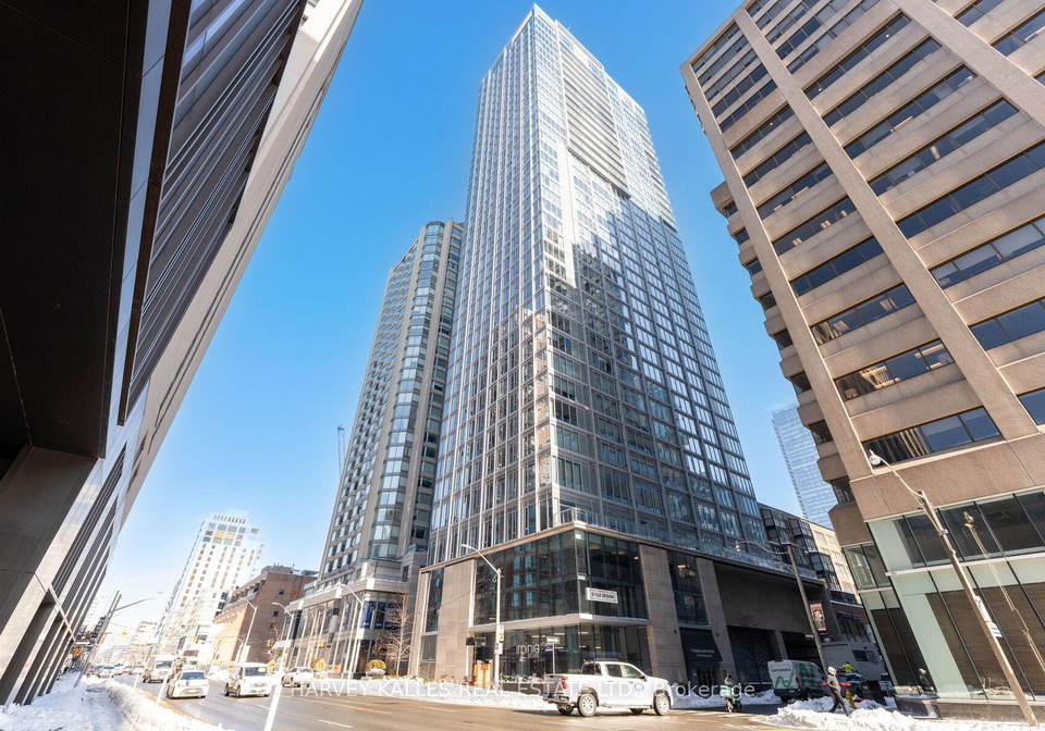 200-cumberland-street-toronto-ontario-c12782162