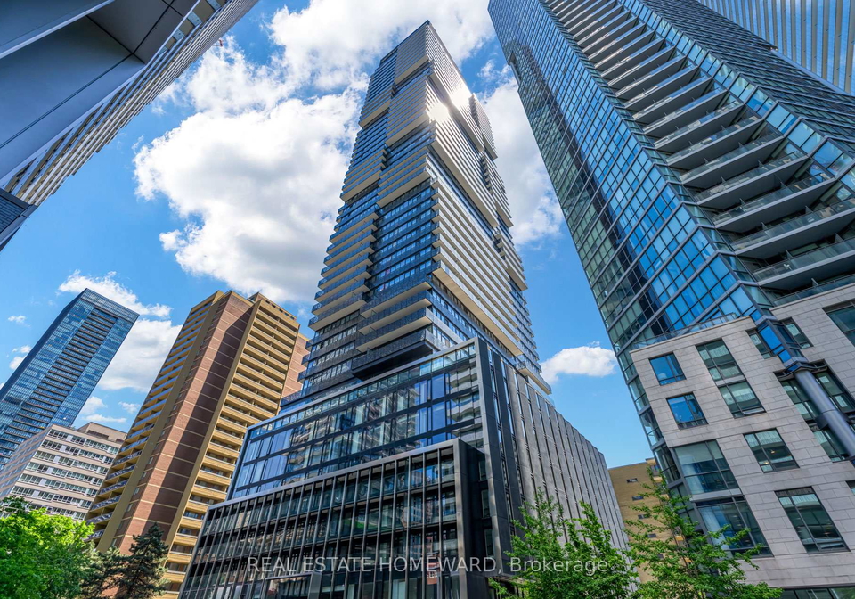 55-charles-street-e-toronto-ontario-c12782188