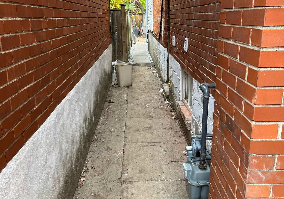 98-frontenac-avenue-toronto-ontario-c12782500