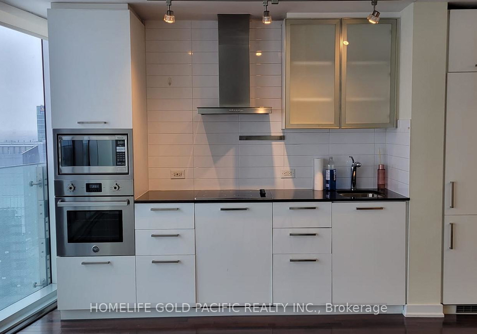 12-york-street-toronto-ontario-c12782678