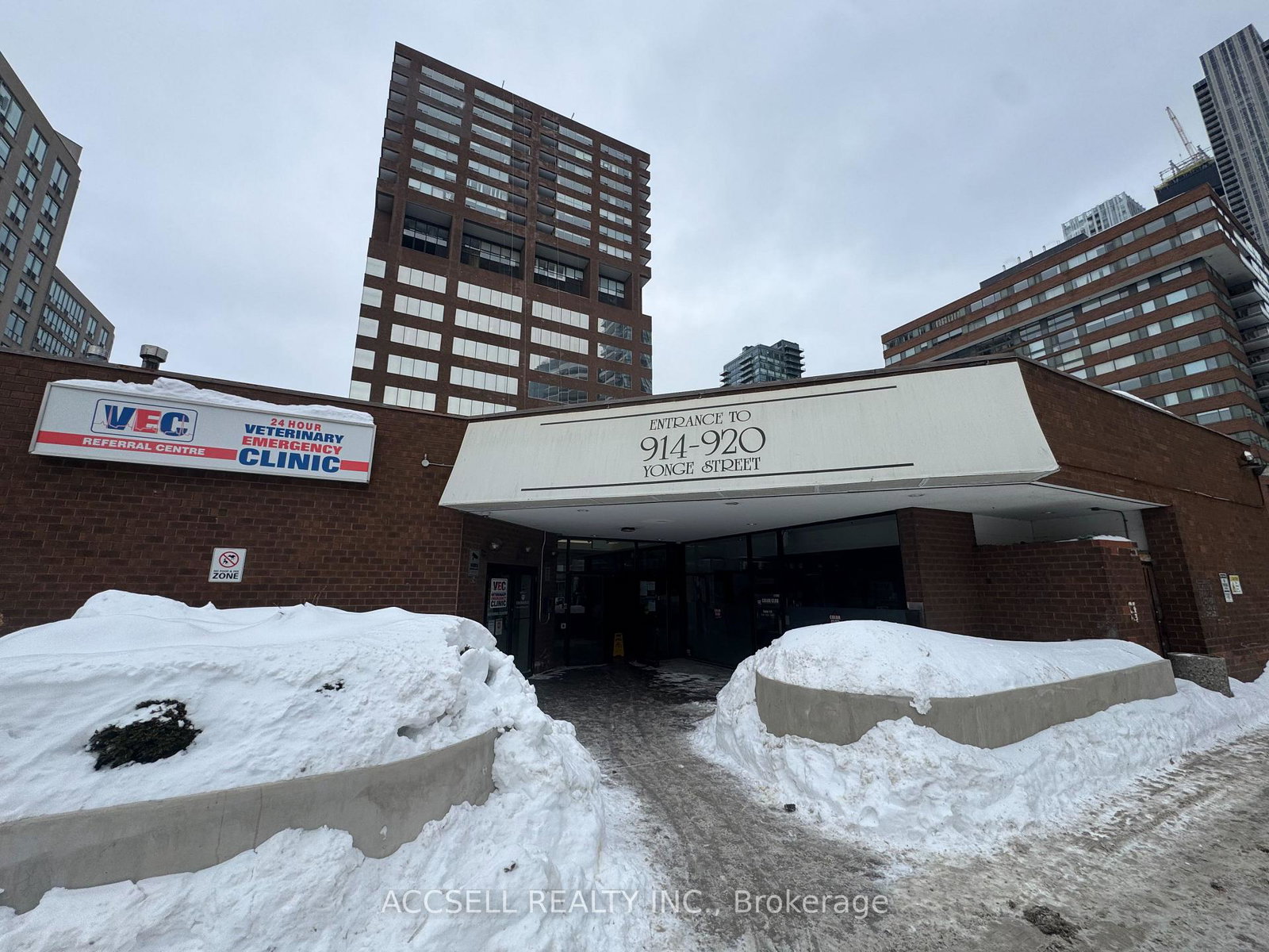 914-yonge-street-toronto-ontario-c12782680
