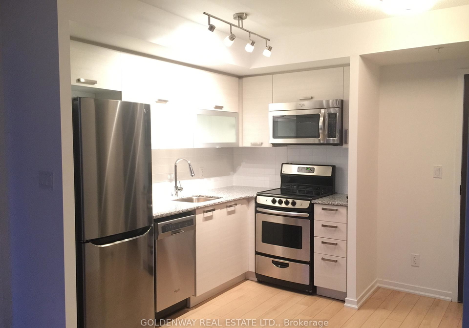 68-abell-street-toronto-ontario-c12782868