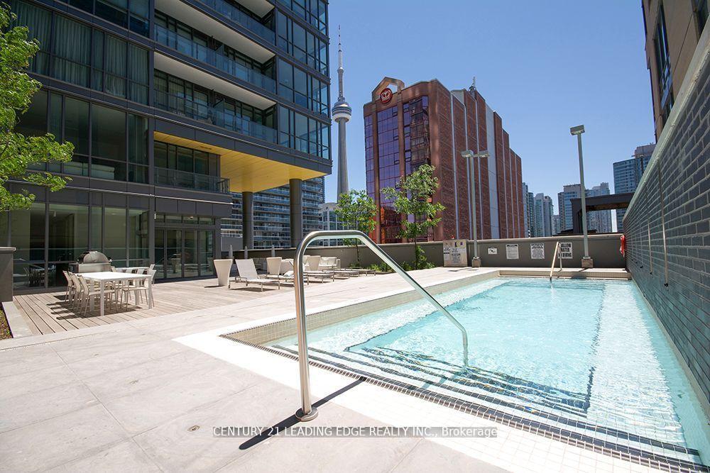 8-charlotte-street-toronto-ontario-c12783116