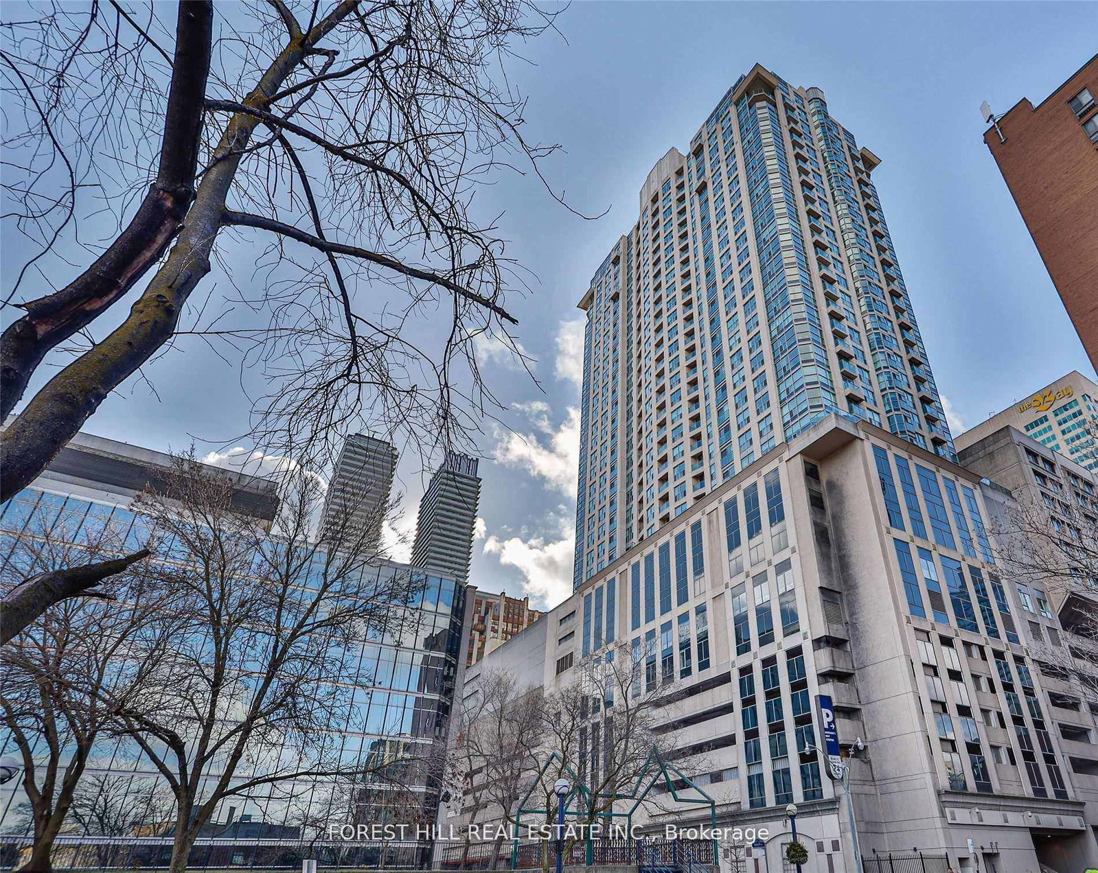 8-park-road-toronto-ontario-c12783368