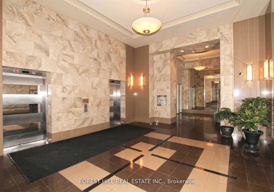 8-park-road-toronto-ontario-c12783368