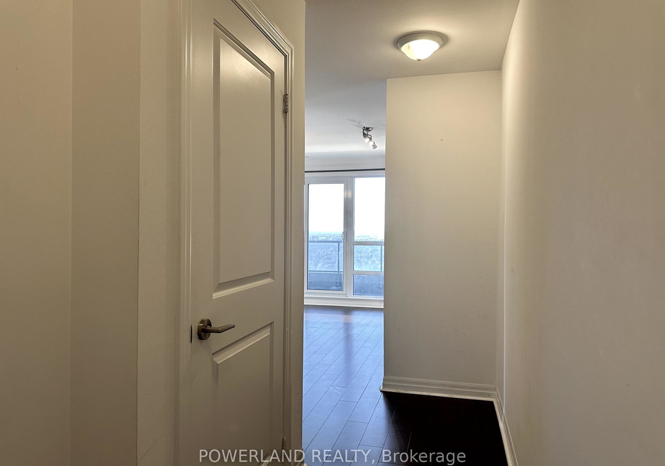 2015-sheppard-avenue-e-north-york-ontario-c12783376