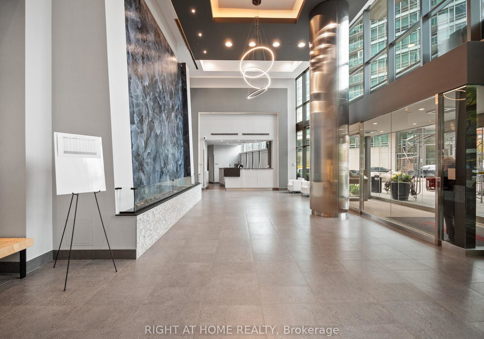 373-front-st-west-street-toronto-ontario-c12784382