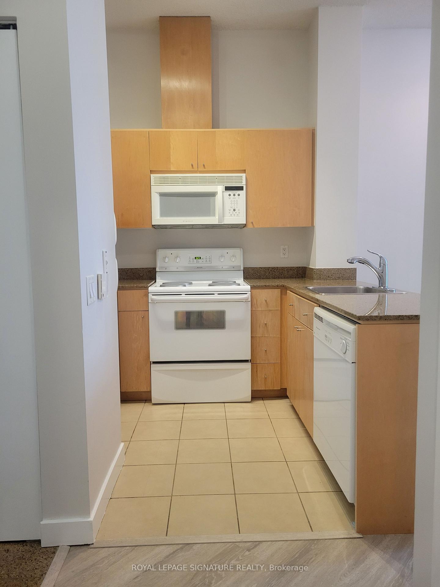 361-front-street-w-toronto-ontario-c12784568