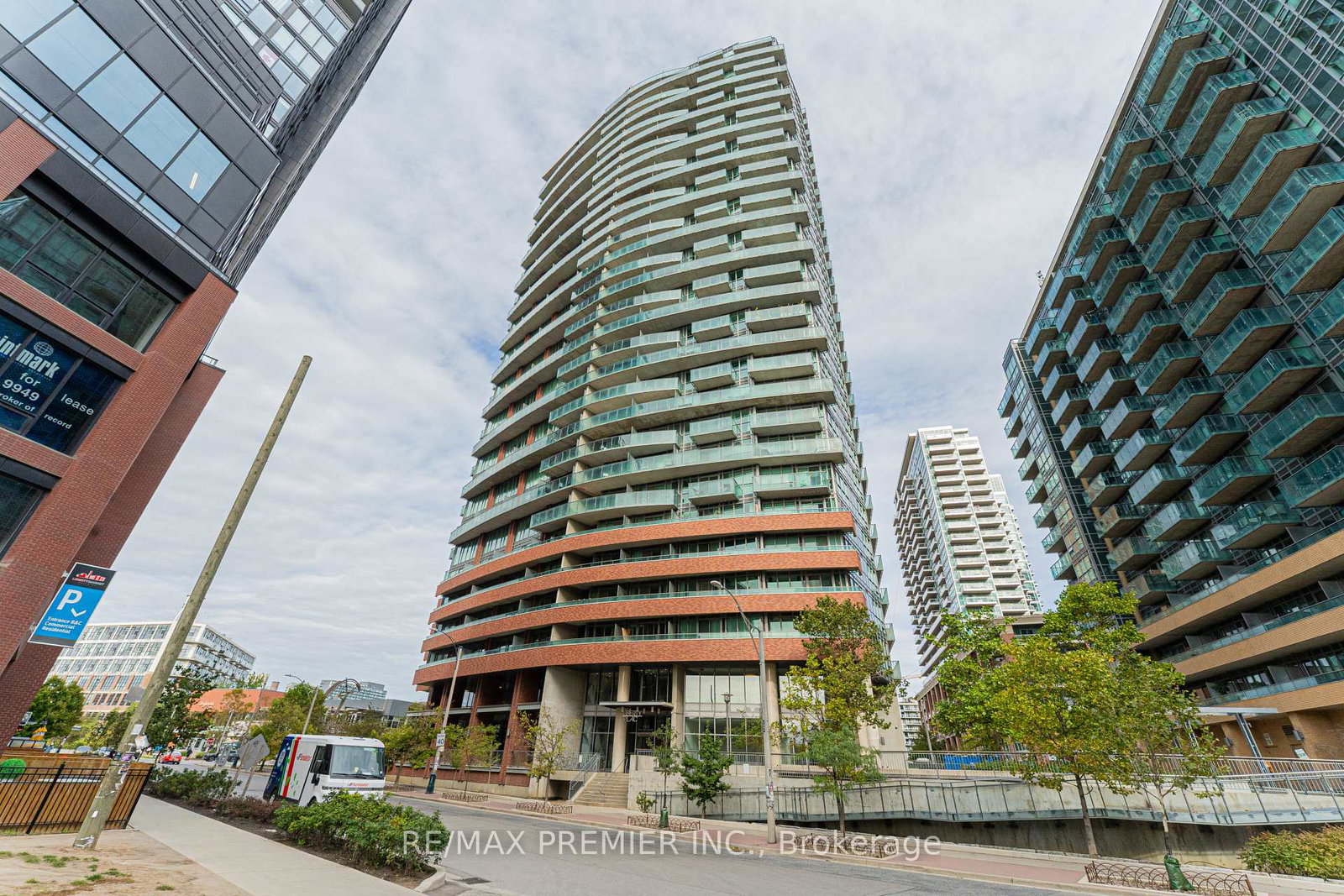150-east-liberty-street-toronto-ontario-c12784644