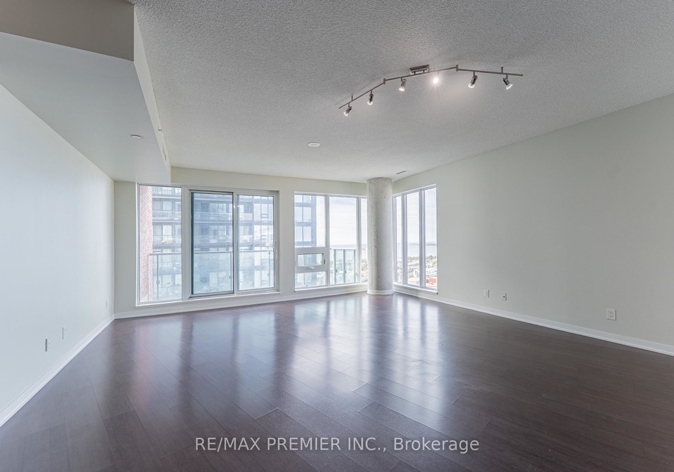150-east-liberty-street-toronto-ontario-c12784644
