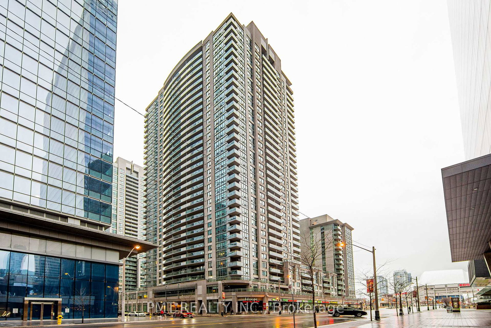 30-grand-trunk-crescent-toronto-ontario-c12784892