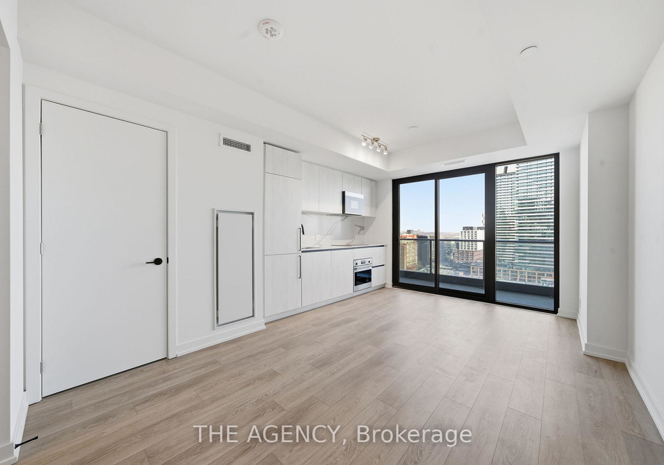 35-parliament-street-toronto-ontario-c12784896