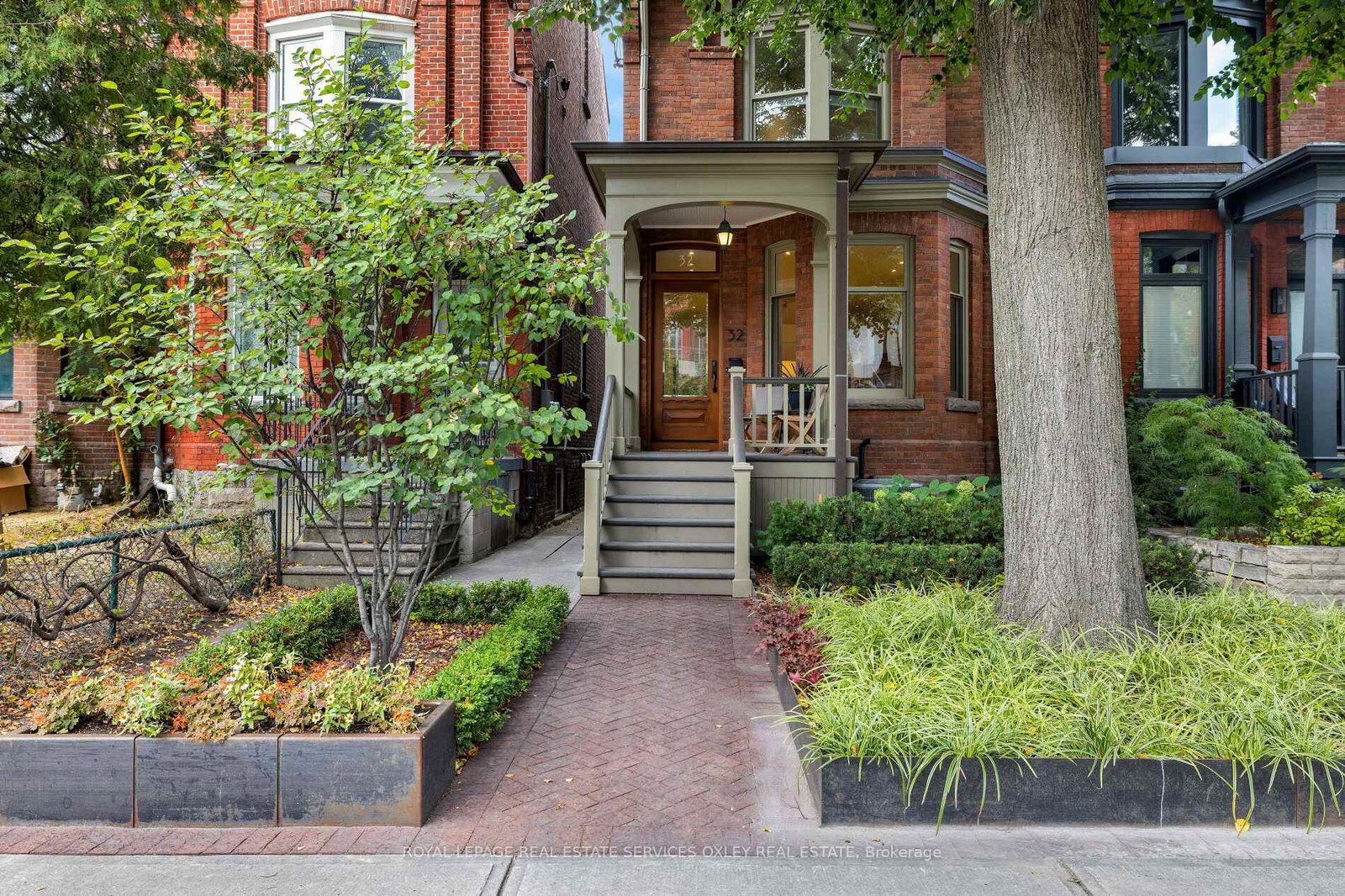32-borden-street-toronto-ontario-c12784958