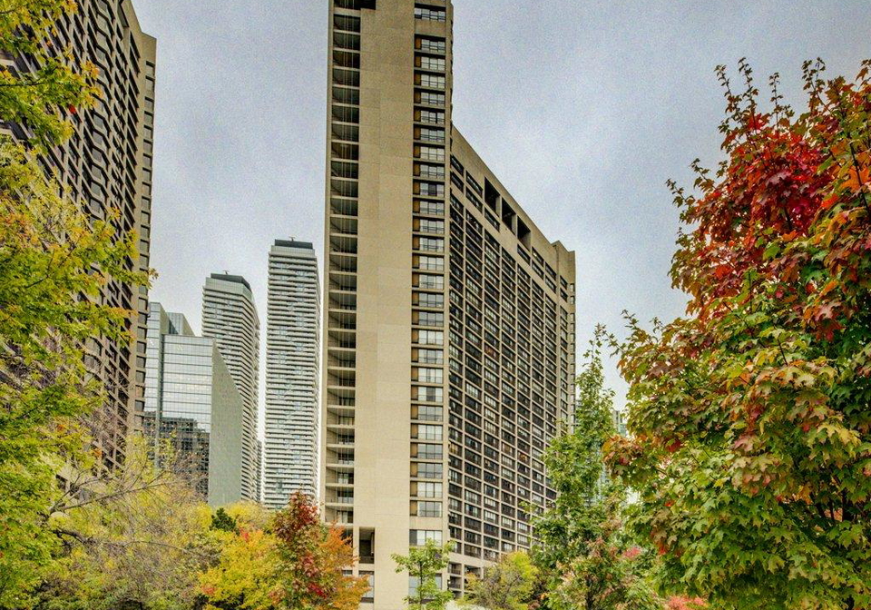 33-harbour-square-toronto-ontario-c12785000