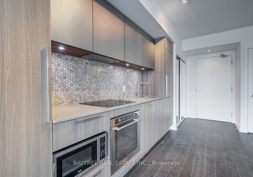 85-wood-street-toronto-ontario-c12785188