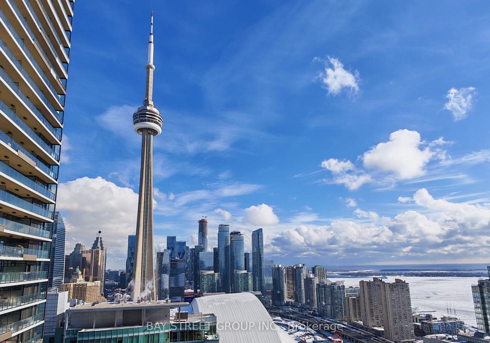 3-concord-cityplace-way-toronto-ontario-c12785642