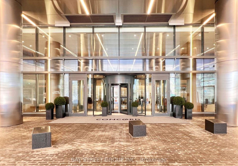 3-concord-cityplace-way-toronto-ontario-c12785642