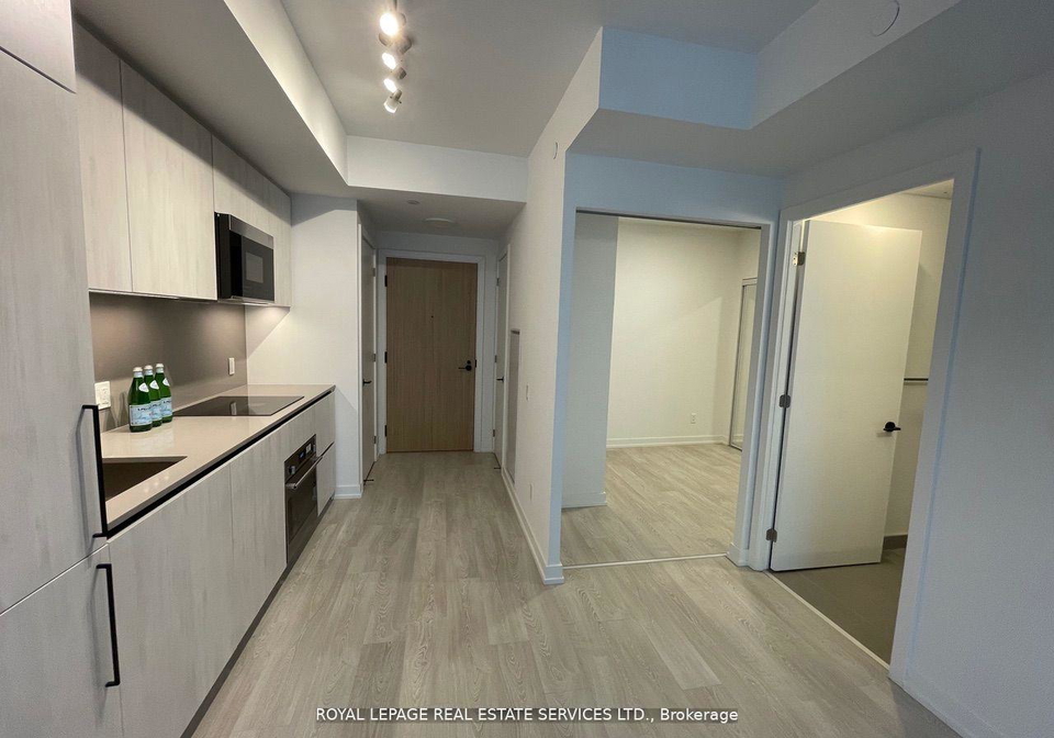 35-parliament-street-toronto-ontario-c12785680