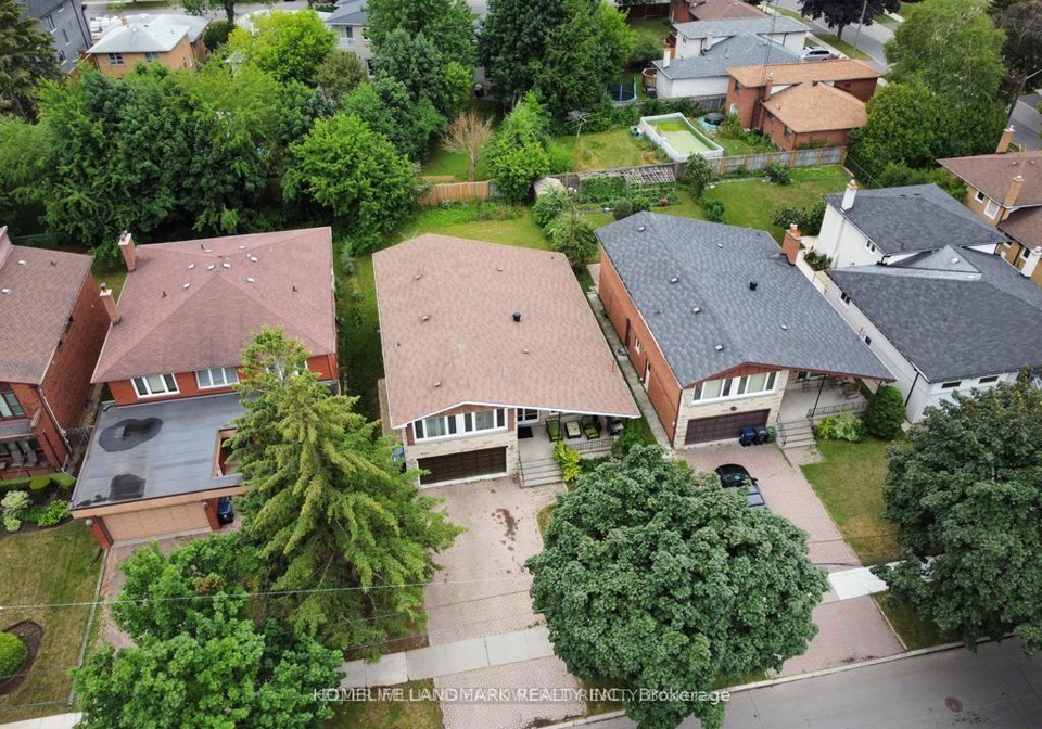 435-connaught-avenue-toronto-ontario-c12785828