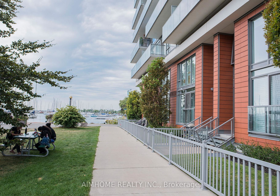 90-stadium-road-toronto-ontario-c12785838