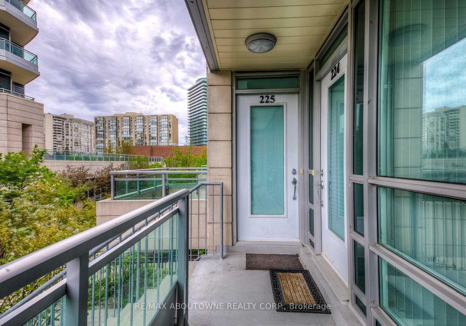 31-olive-avenue-north-york-ontario-c12785924