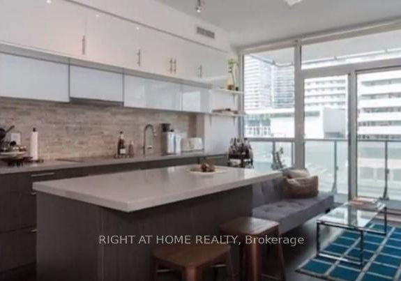 8-mercer-street-toronto-ontario-c12785972