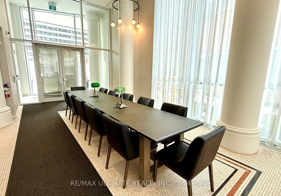33-helendale-avenue-toronto-ontario-c12786030