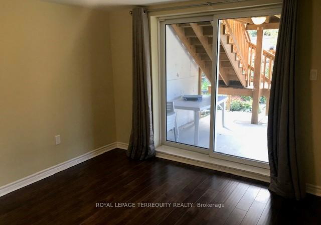 233-shawnee-circle-north-york-ontario-c12786288