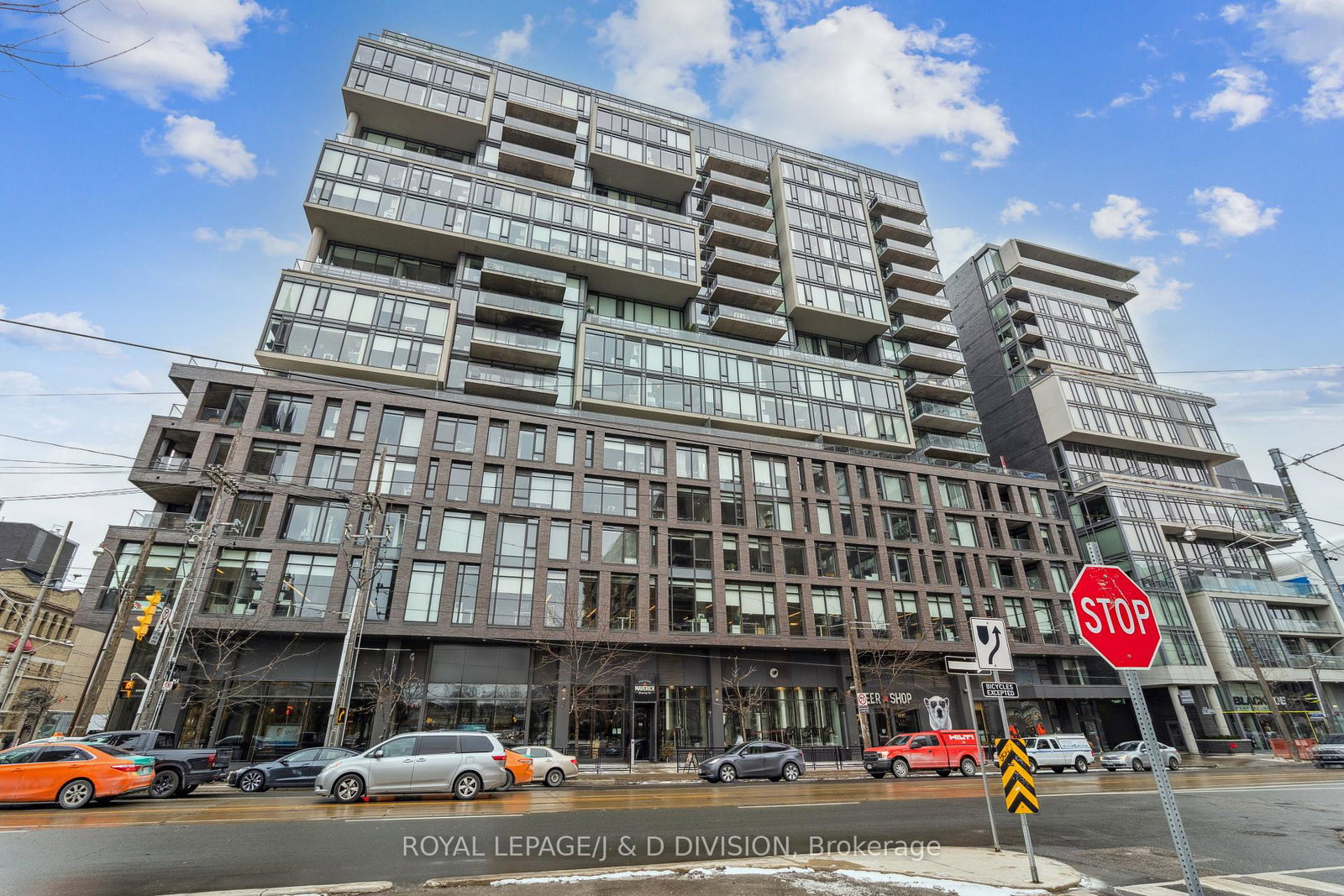 111-bathurst-street-toronto-ontario-c12786602