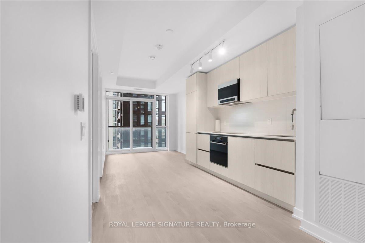 110-broadway-avenue-toronto-ontario-c12786728