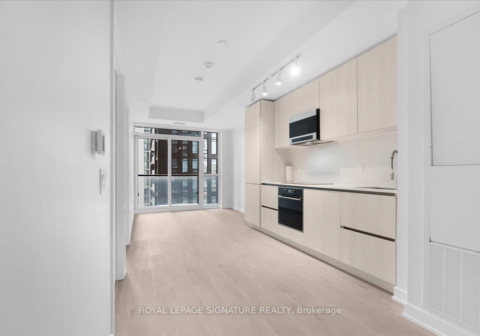 110-broadway-avenue-toronto-ontario-c12786728