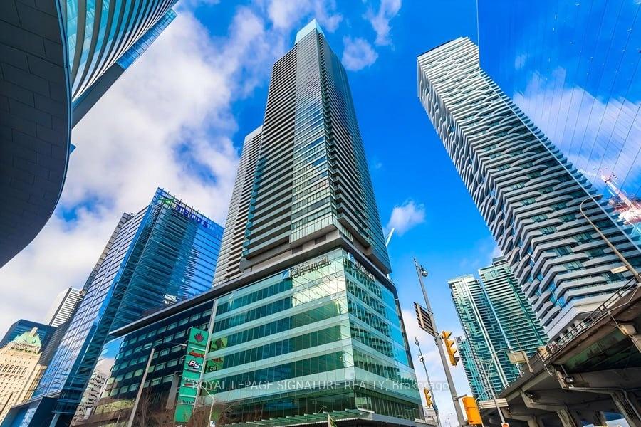 55-bremner-boulevard-toronto-ontario-c12786810