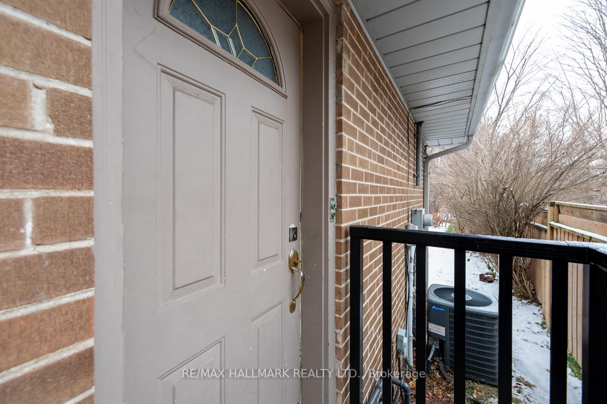 3-minorca-place-north-york-ontario-c12786888