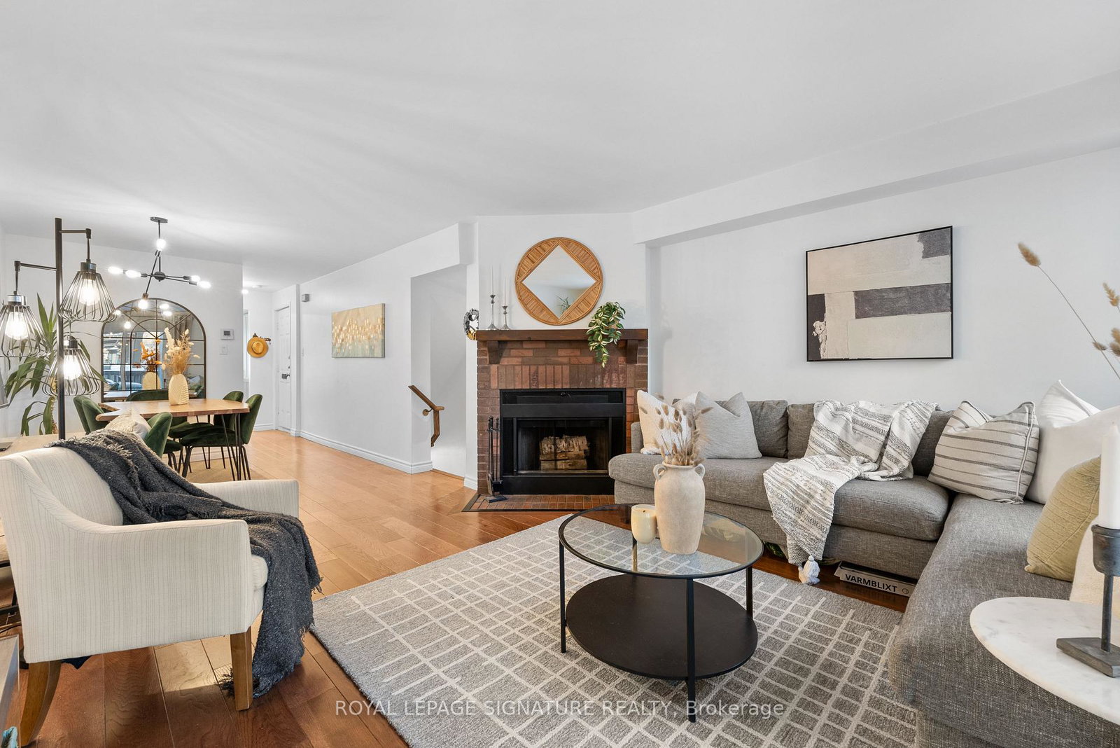 32-massey-street-toronto-ontario-c12786970