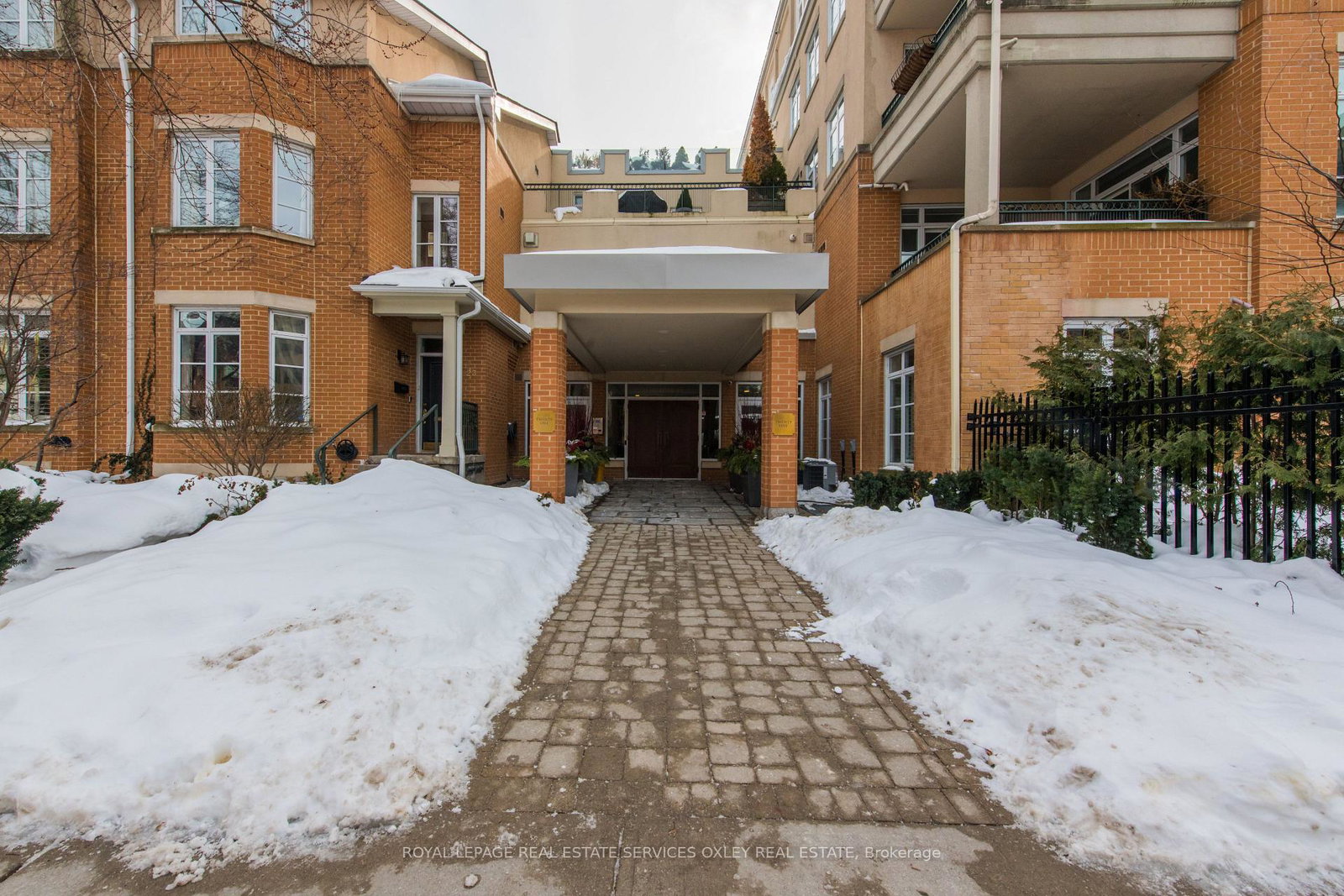 21-shaftesbury-avenue-toronto-ontario-c12787294