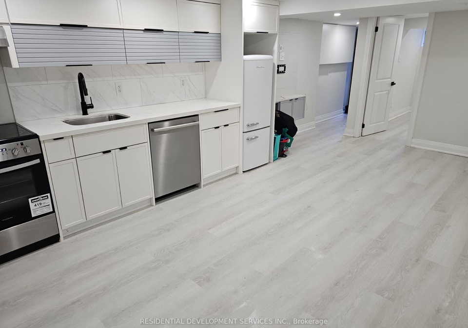 275-euclid-avenue-toronto-ontario-c12787534